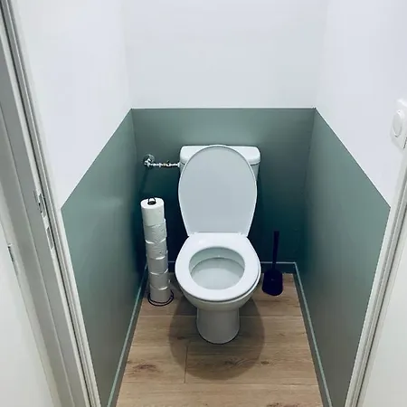 Apartamento Uno Avec Parking Privé Gratuit *