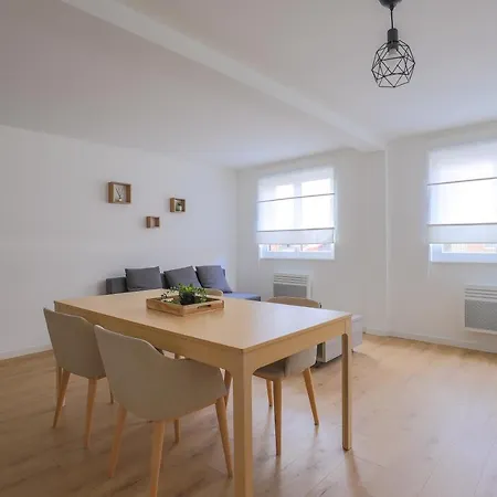 Uno Avec Parking Prive Gratuit Apartment Arras